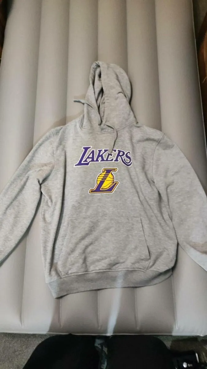 Oversized Grey LA Lakers Hoodie - Comfortable - Image 1