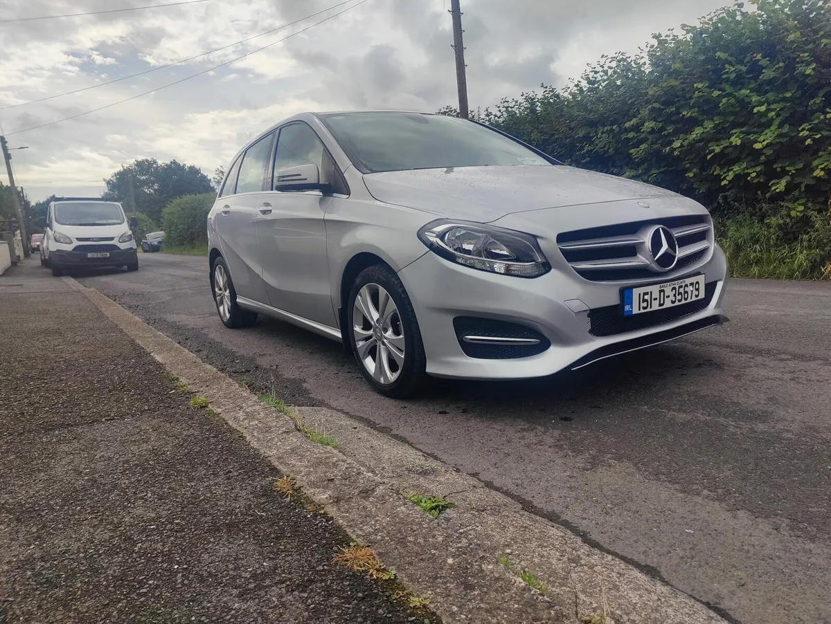 Mercedes-Benz B Class 2015 - Image 1
