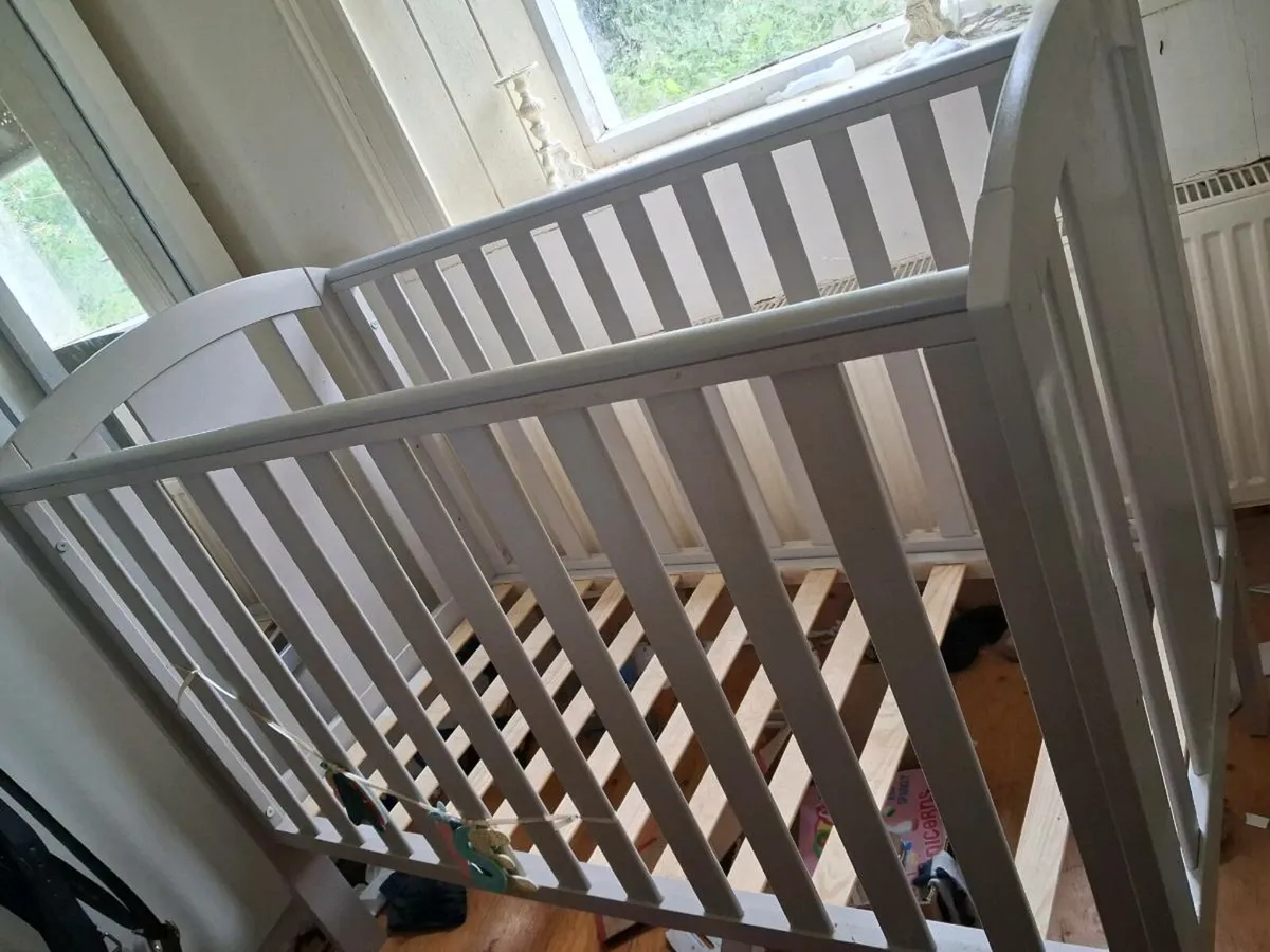 Baby Equipment - Image 2