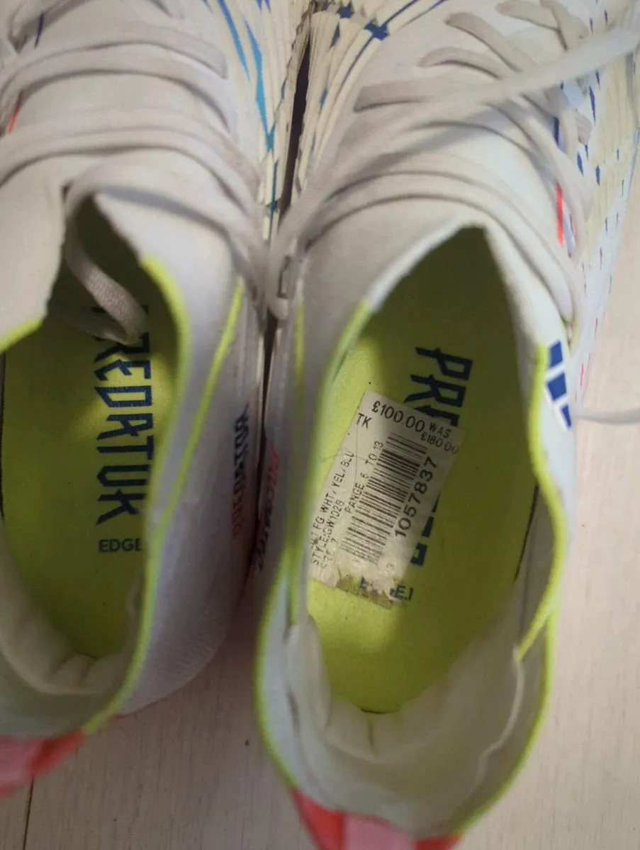 Football boots - Image 2