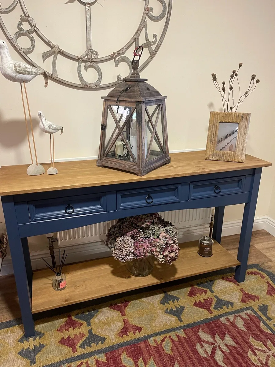 Console Table/Sideboard - Image 2