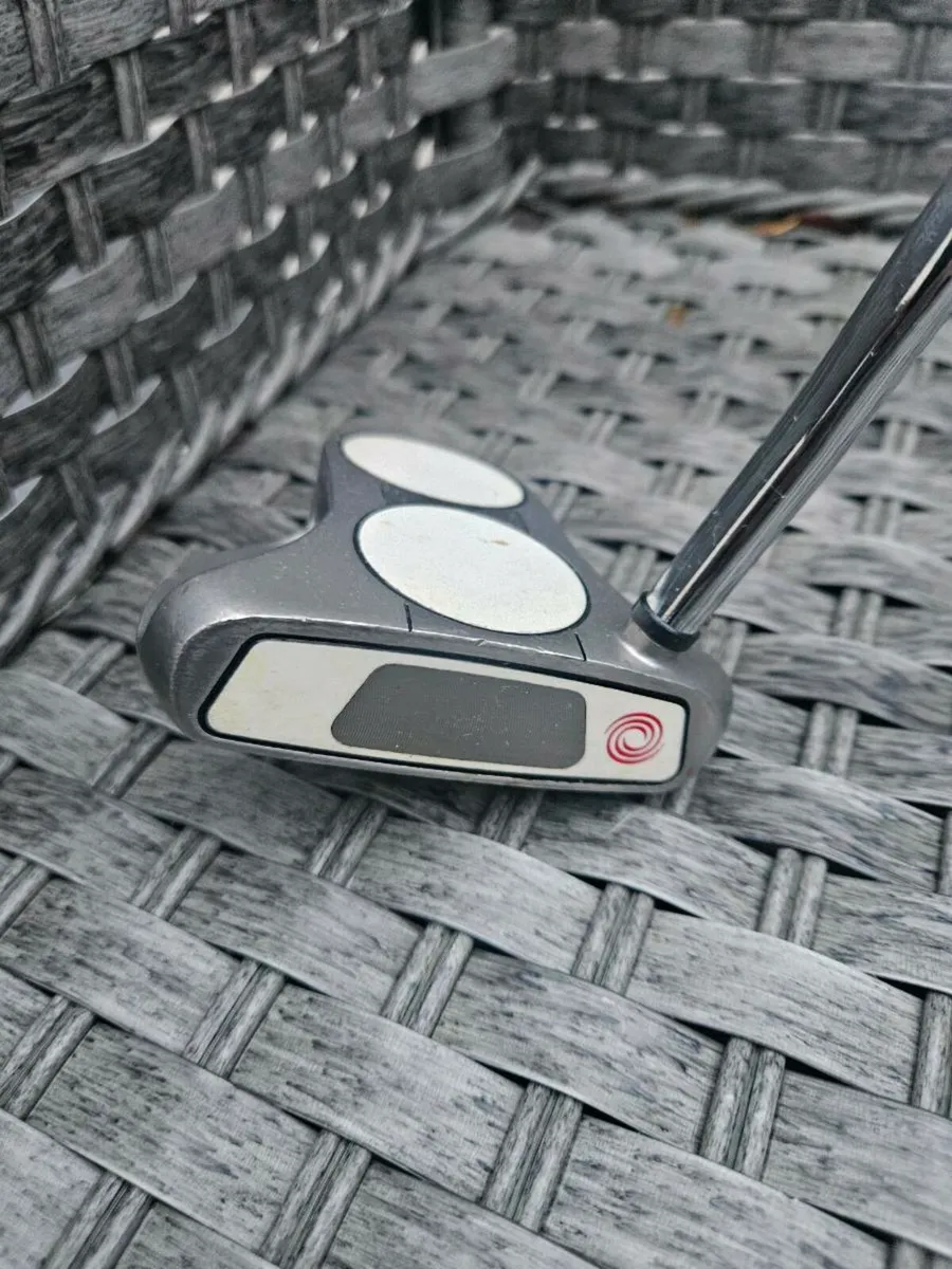 Odyssey 2-ball White Steel Putter - Image 1