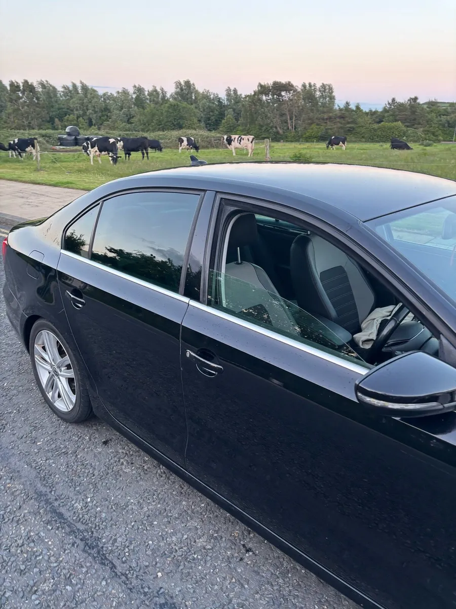 172 Jetta blue motion - Image 3
