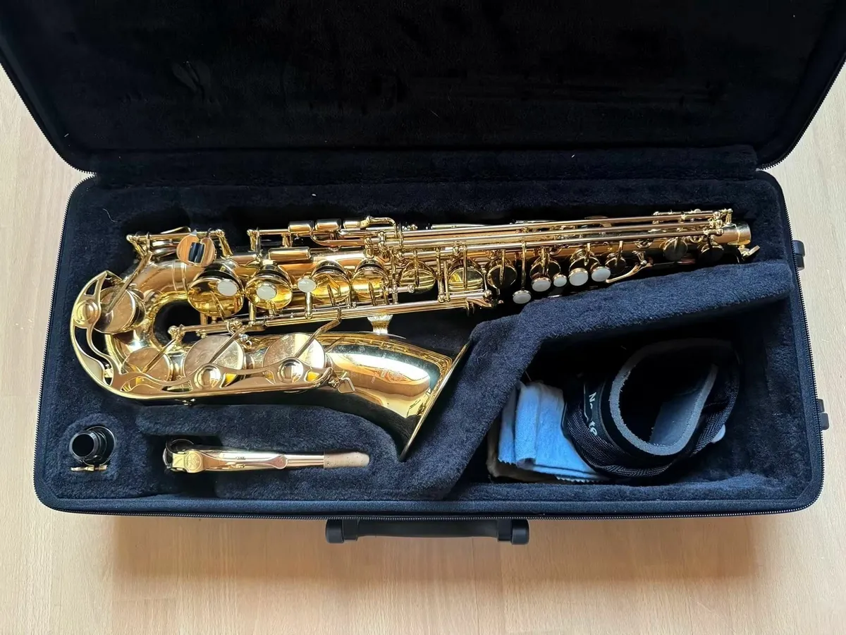 Yamaha YAS-275 Alto Saxophone Set Well Maintaine - Image 4