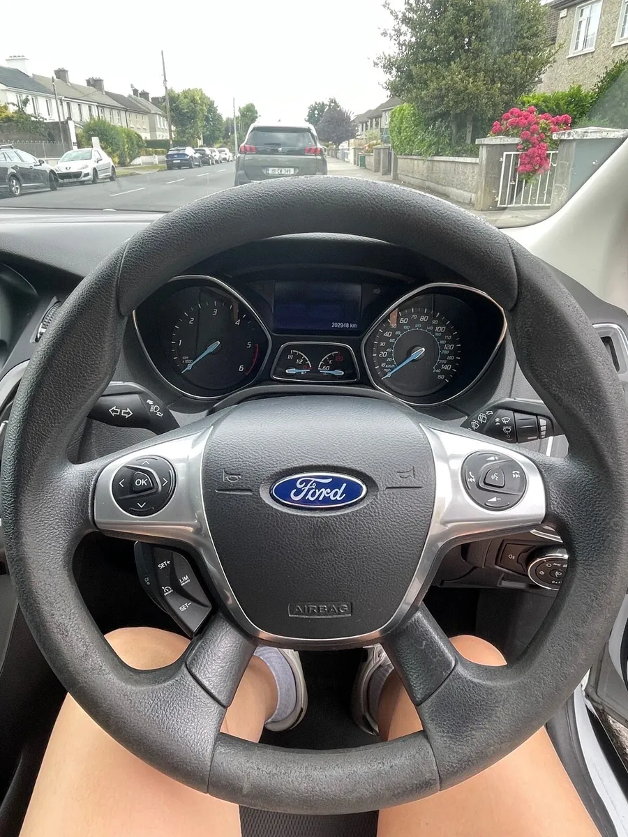 2014 Ford Focus 1.6 TDCi Edge Eco 130BHP Diesel - Image 3
