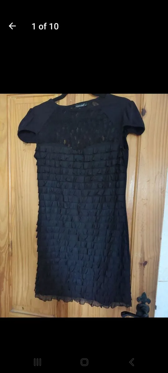Black rufflle top (free postage) - Image 1