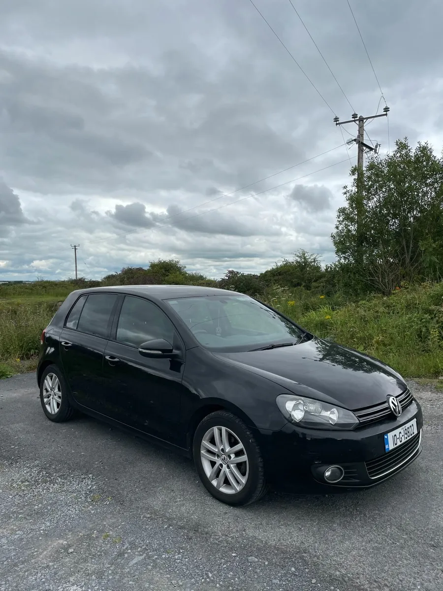 2010 Volkswagen Golf 2.0 TDI - Image 1