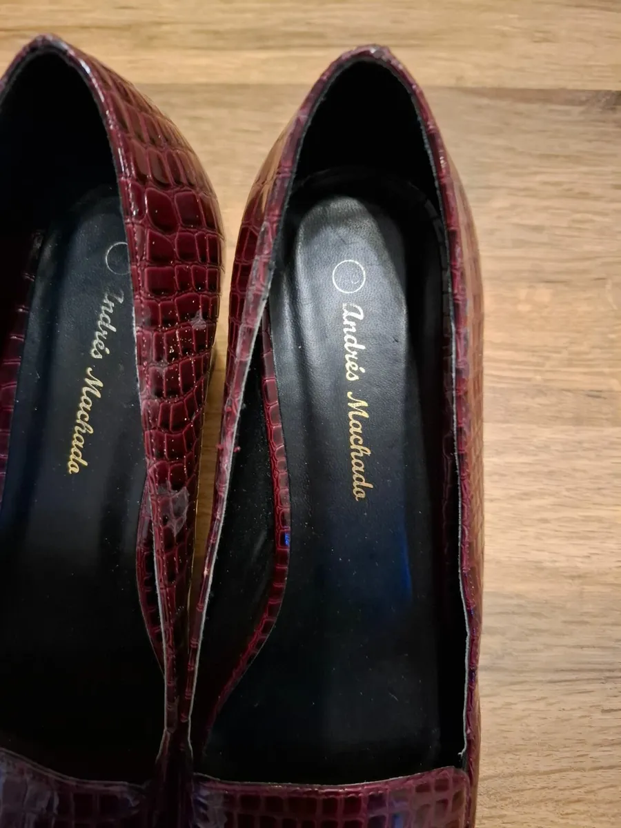 Ladies shoes burgundy size 43 - Image 2