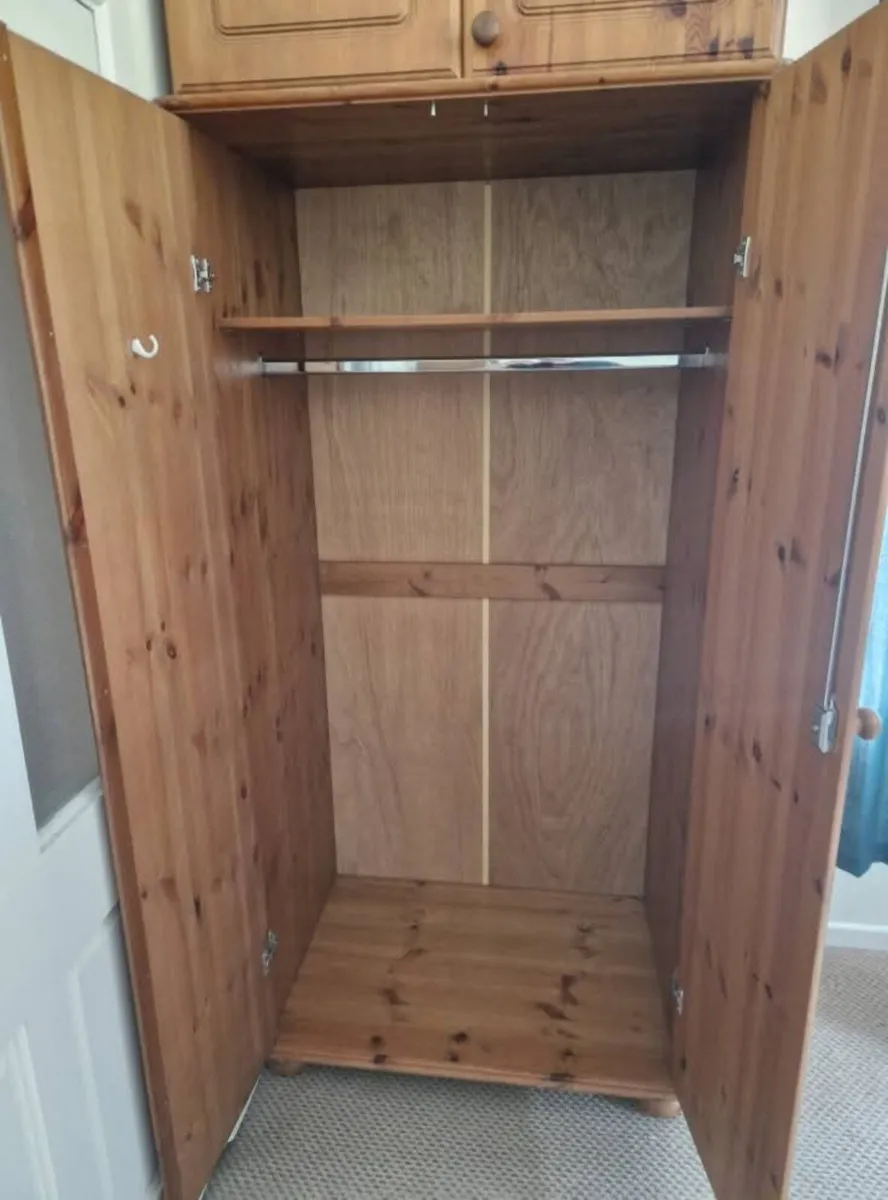 Wardrobe. Delivery Available - Image 3