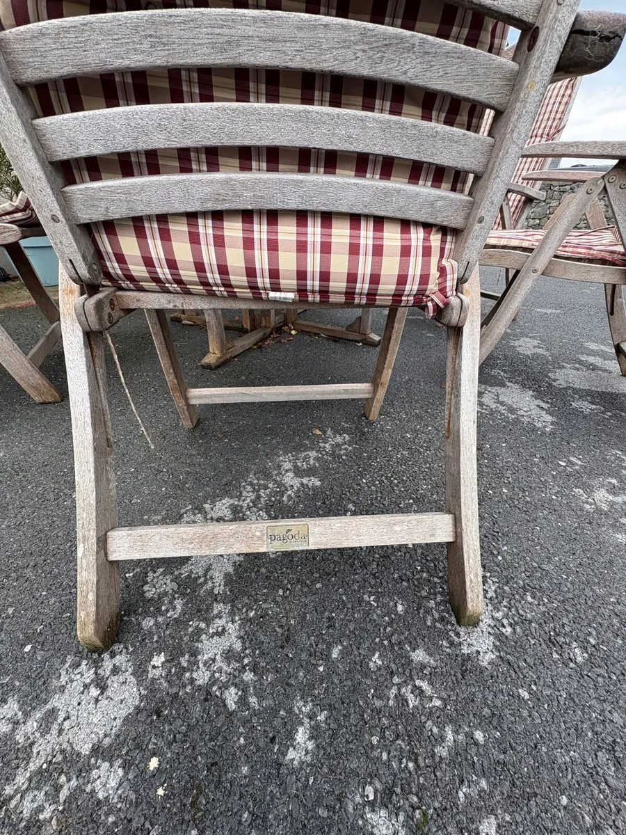 Patio table & chairs - Image 2