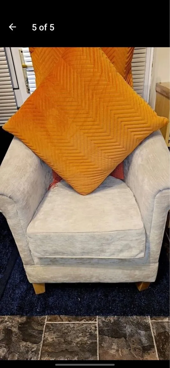 Tub chair - Image 2