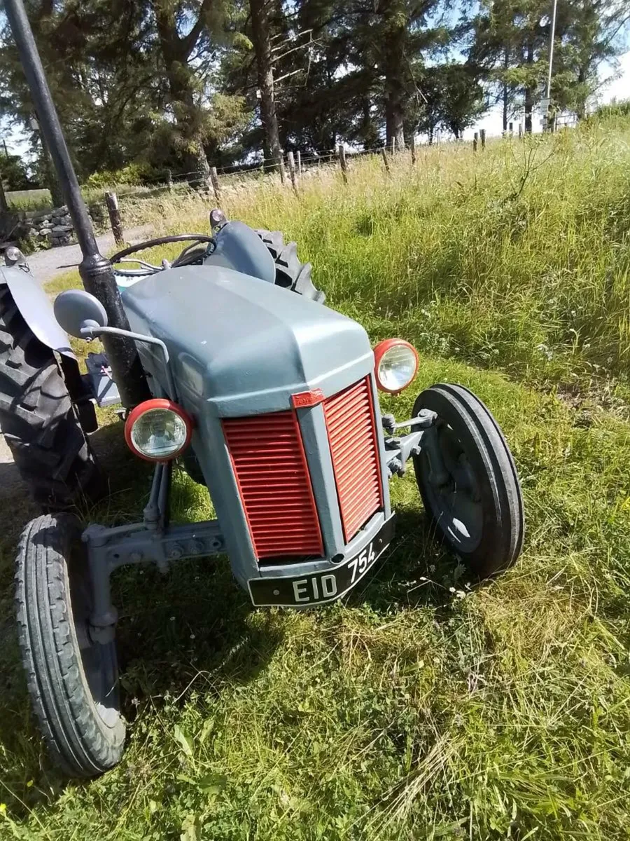 Tractor - Image 4