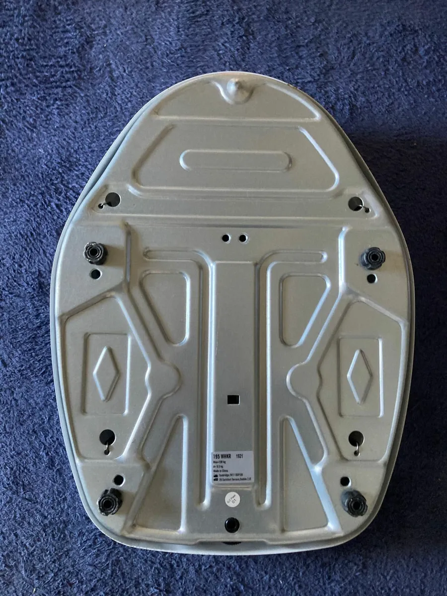 Salter 195 WHKR Doctor’s Style Bathroom Scale - Image 2