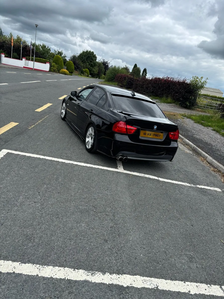 BMW e90 318d msport bussiness edition lci - Image 3