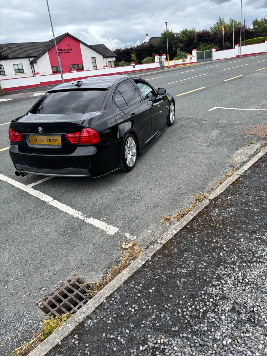 BMW e90 318d msport bussiness edition lci - Image 4
