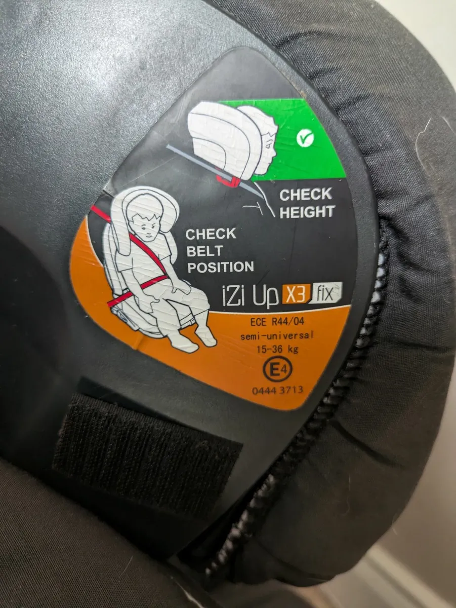 Car seat - Image 3
