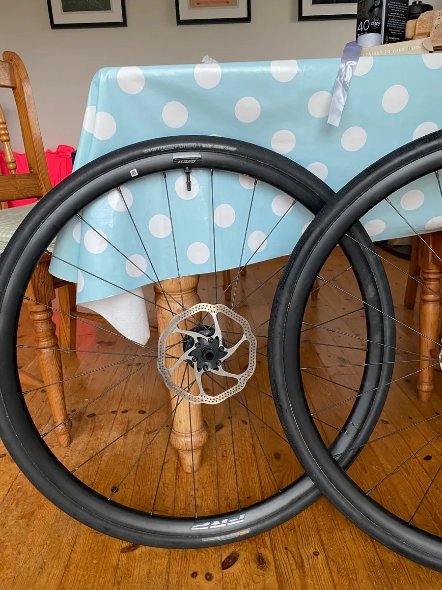 Giant pr2 aluminium disc wheel set  Rotor size 160 - Image 4