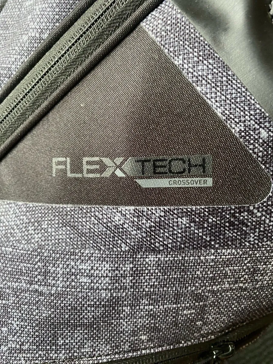 Taylormade flextech crossover stand bag - Image 3