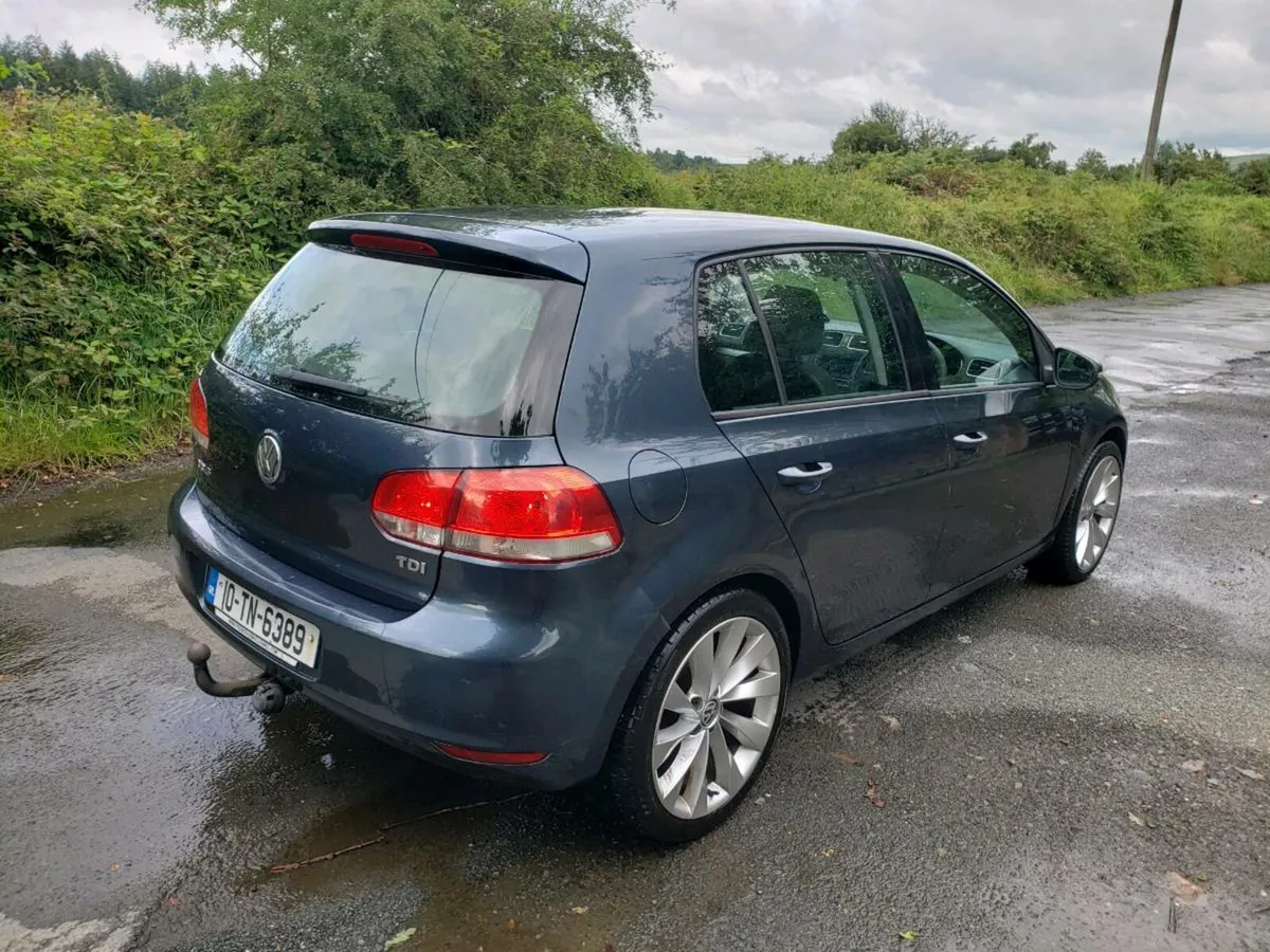 2010 Volkswagen Golf 1.6 TDI - Image 3