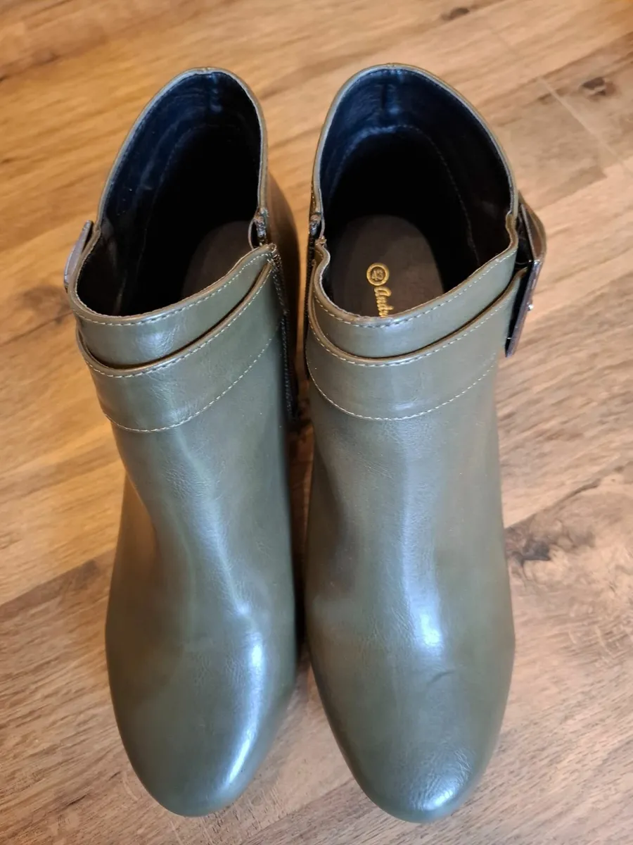 Ankle boots, green size 43 wide - Image 1