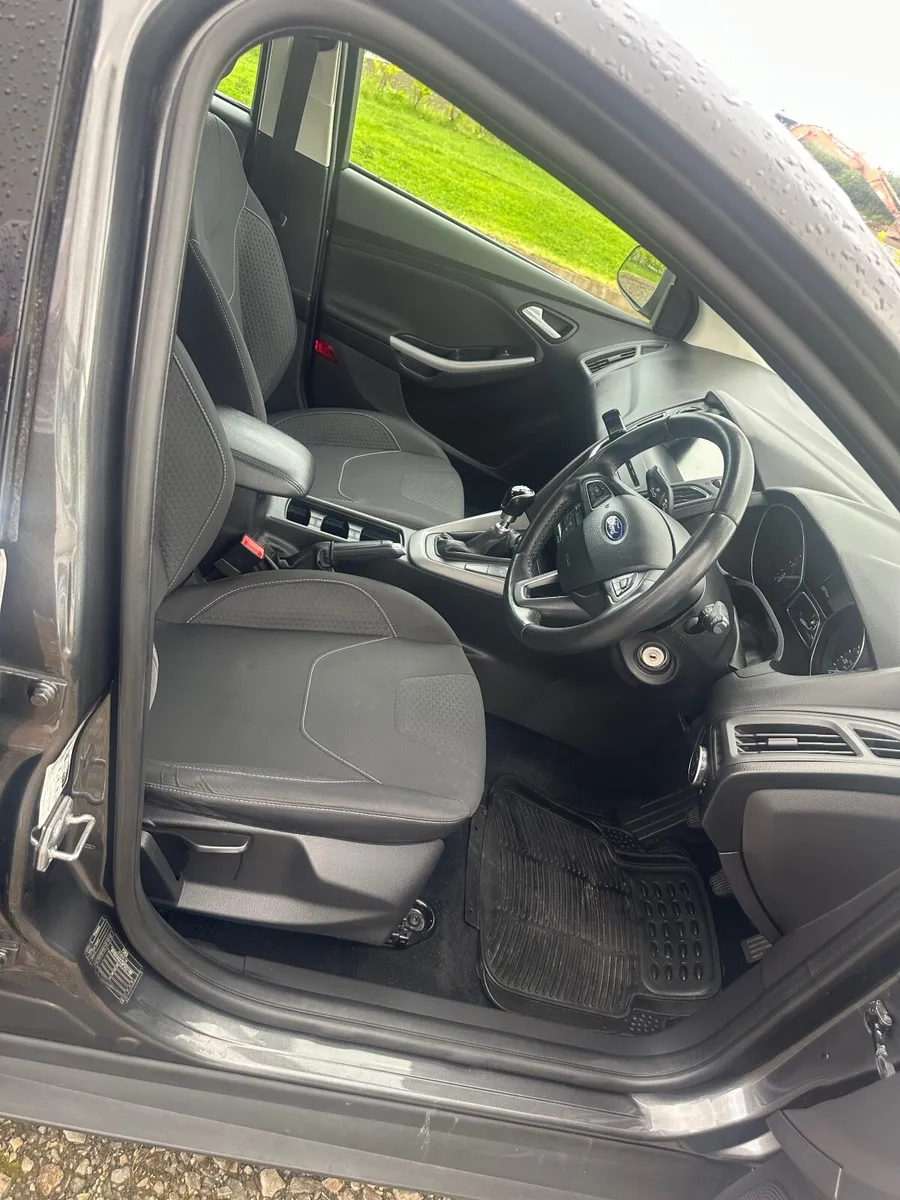 Ford Focus 2015 - Image 3