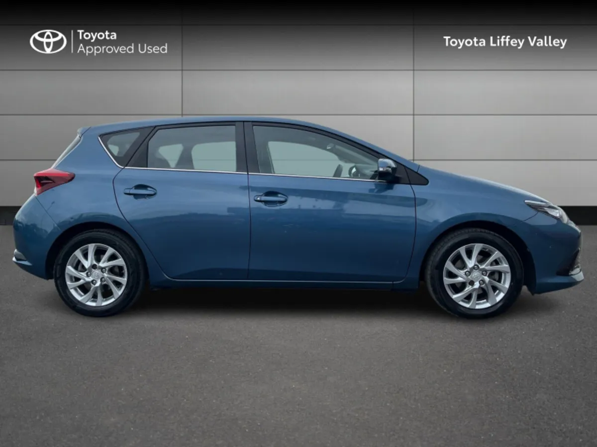 Toyota Auris 1.2T BUSINESS EDITION 11 114BHP 5DR - Image 3