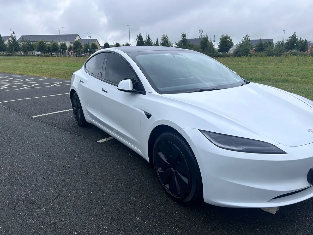 Tesla Model 3 Highland - Image 2