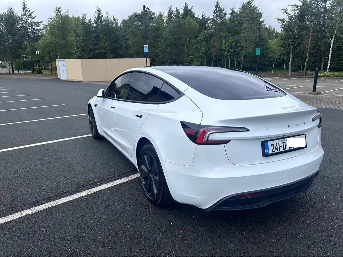 Tesla Model 3 Highland - Image 4