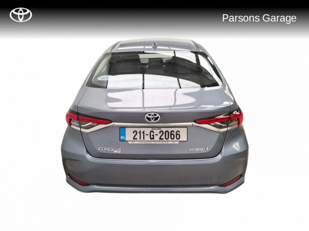 Toyota Corolla HYB LUNA SALOON 4DR AUTO HYBRID - Image 4