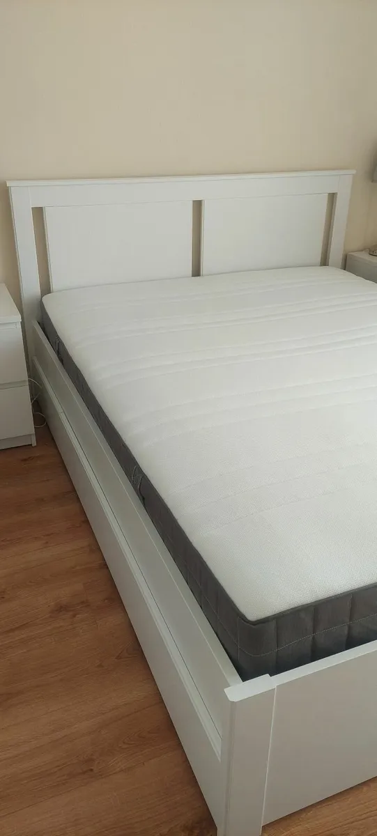 Free King Size Mattress - Image 1