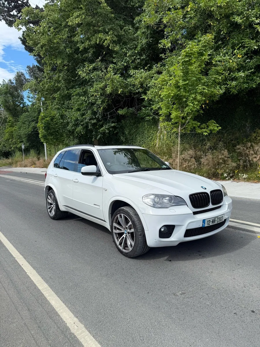 BMW X5 40D - Image 1