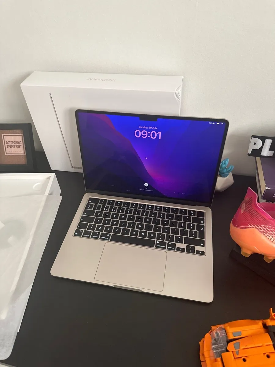 Macbook Air M2 - Image 2