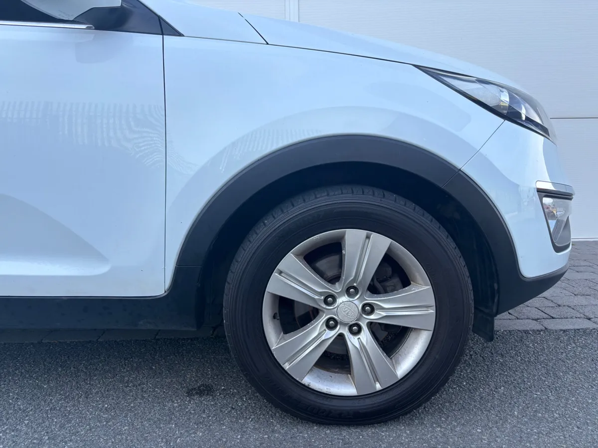 2014 KIA SPORTAGE EX 1.7D NEW NCT - Image 4