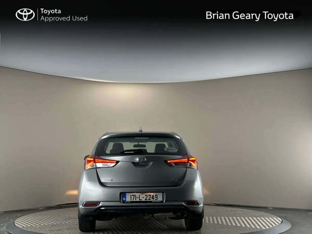 Toyota Auris 1.2T LUNA - Image 4