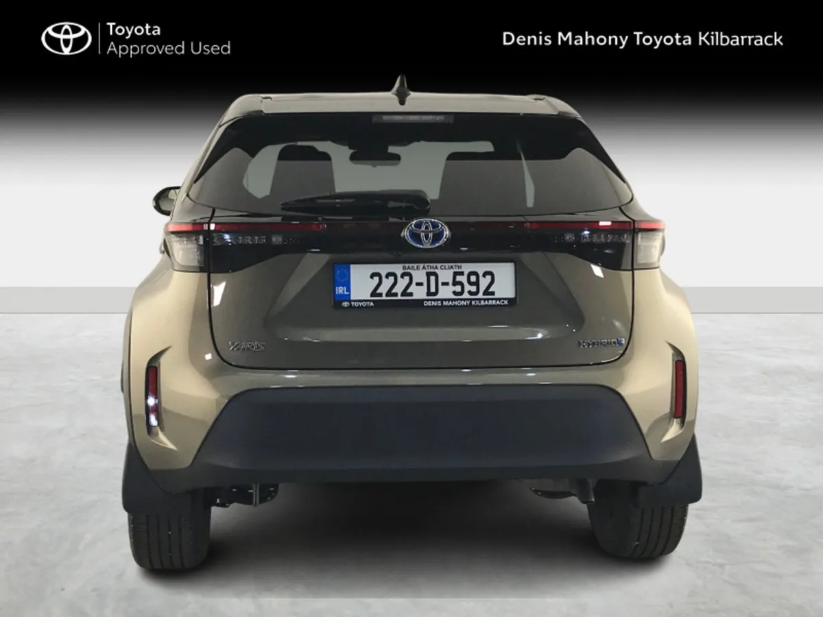 Toyota Yaris Cross CR LUNA SPORT 4DR AUTO CROSS - Image 4
