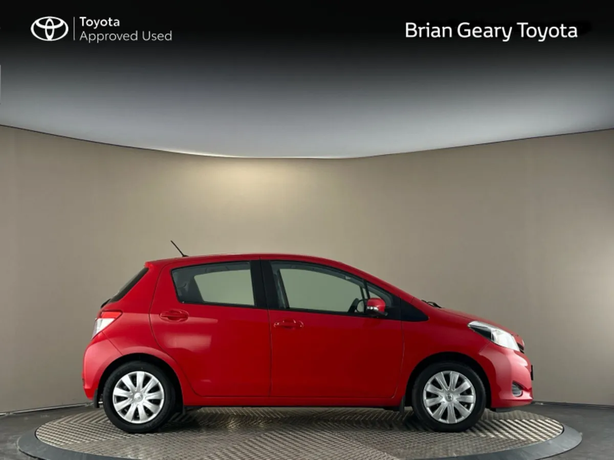 Toyota Yaris 1.0 5DR LUNA - Image 3