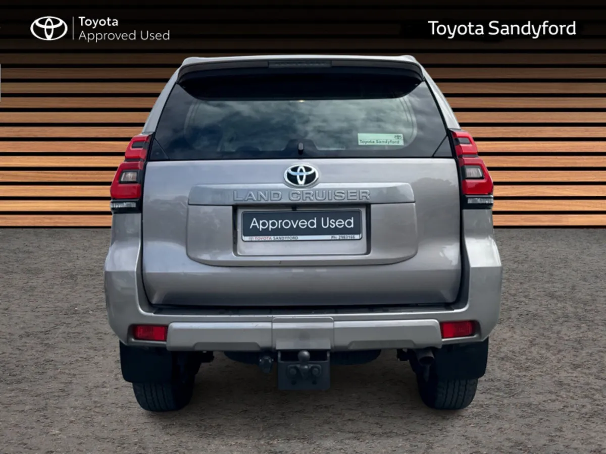 Toyota Land Cruiser LWB COMMERCIAL AUTO // TOW HIT - Image 4