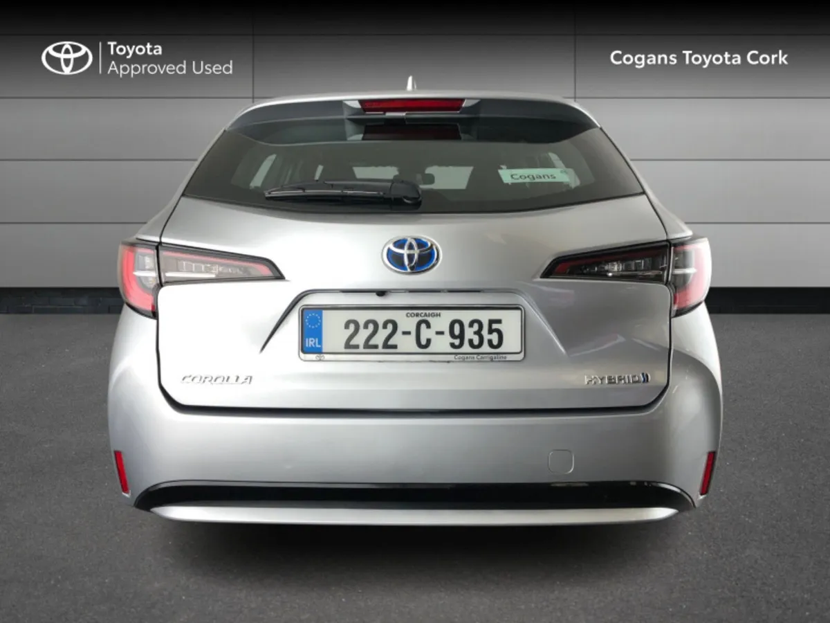 Toyota Corolla Hybrid Luna TS - Image 4