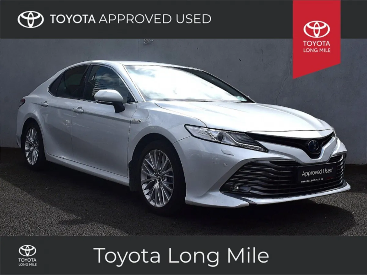 Toyota Camry 2.5 Hybrid Platinum 4dr - Image 1
