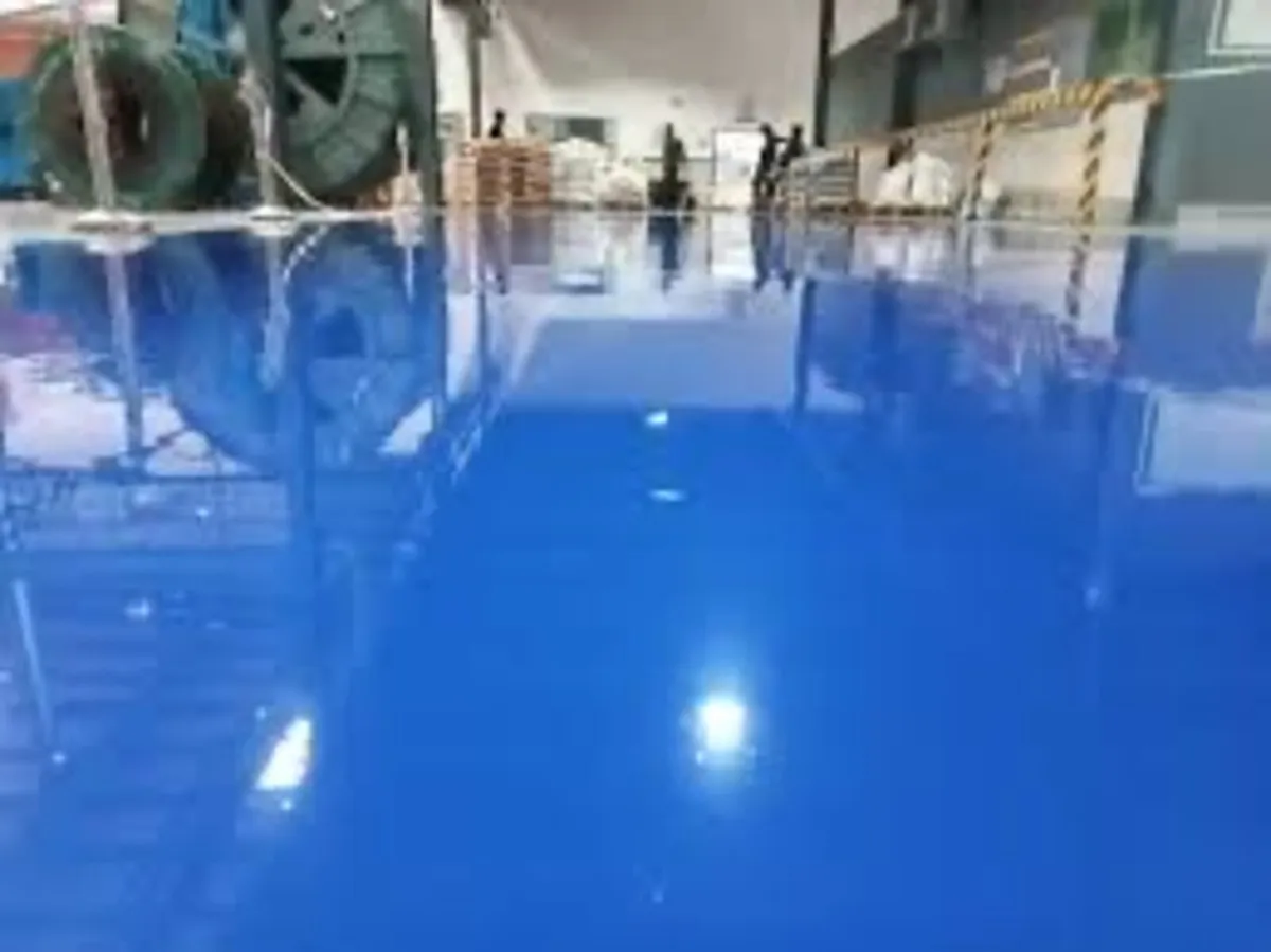 Floor paint - Image 1