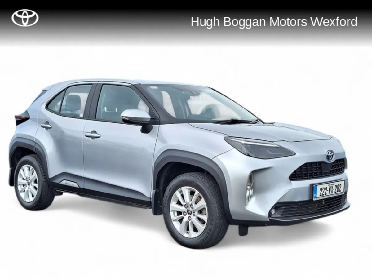 Toyota Yaris CR CROSS LUNA 4DR AUTO - Image 1