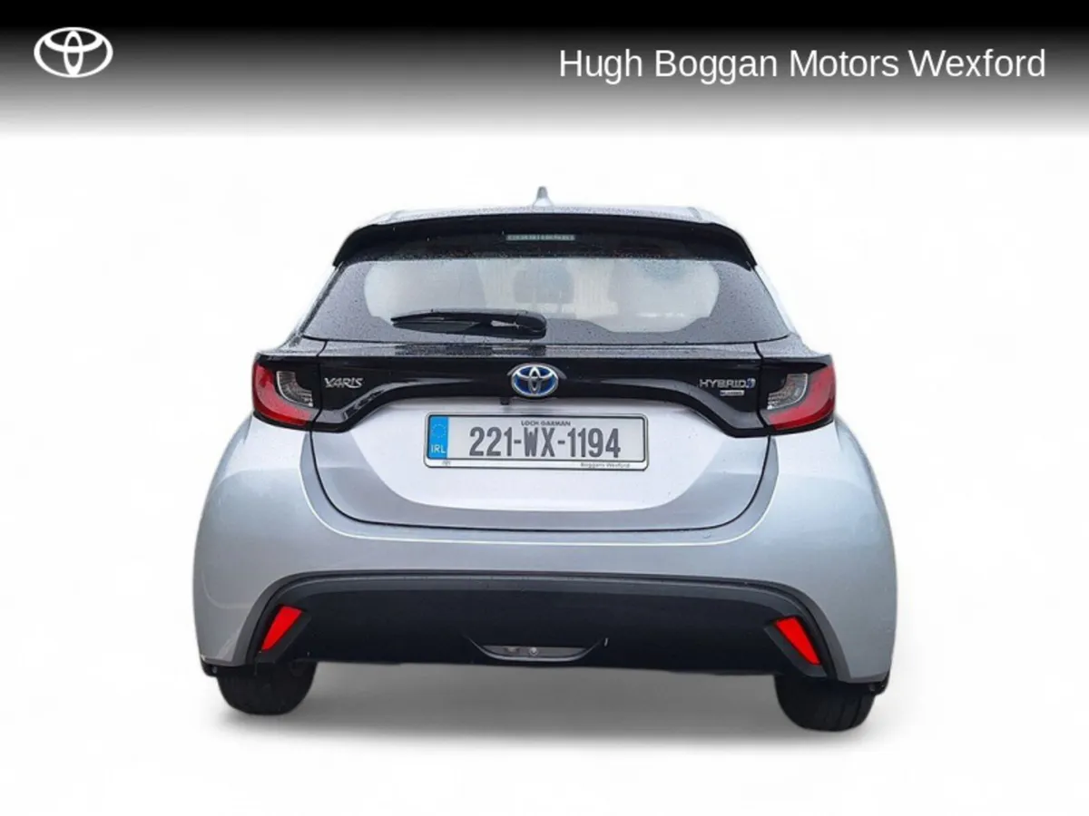 Toyota Yaris LUNA HYBRID AUTOMATIC - Image 4
