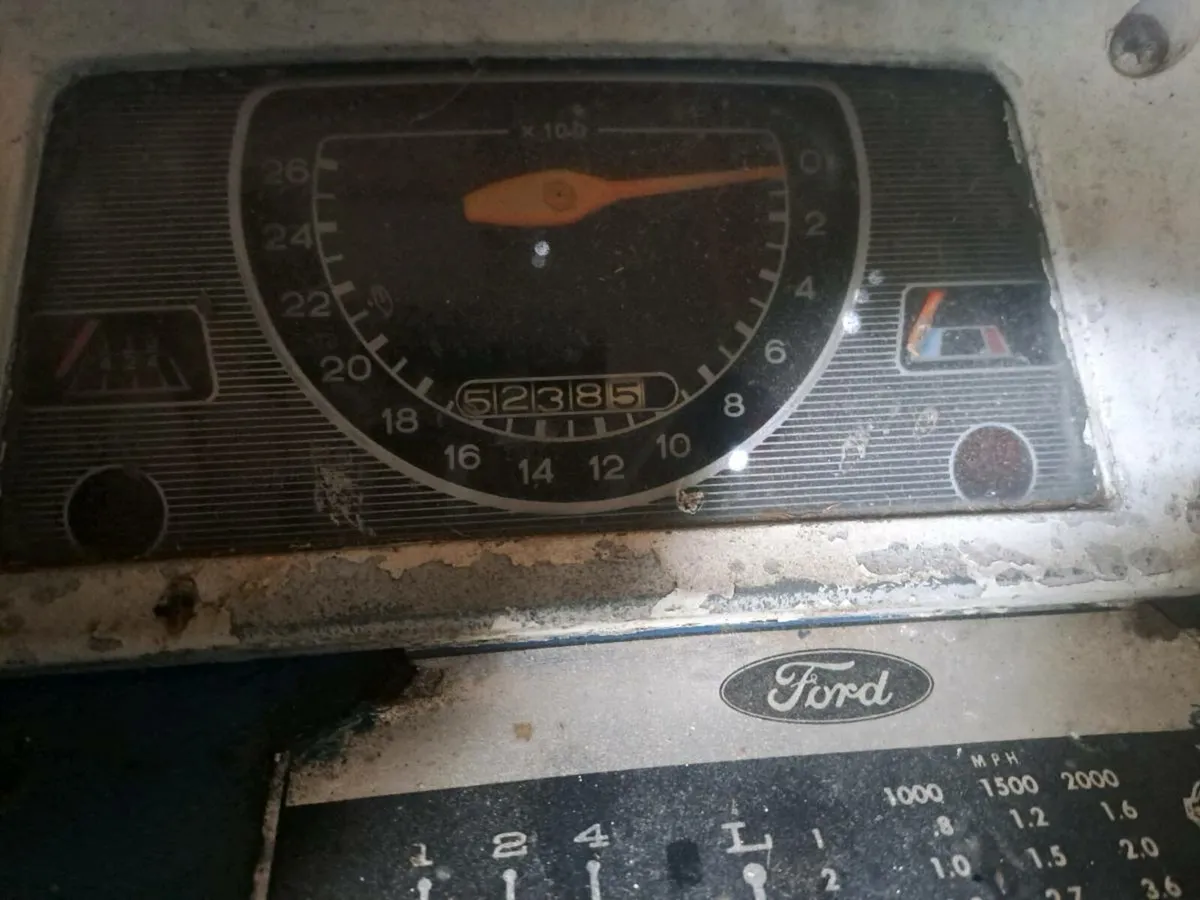 Ford 3000 - Image 2