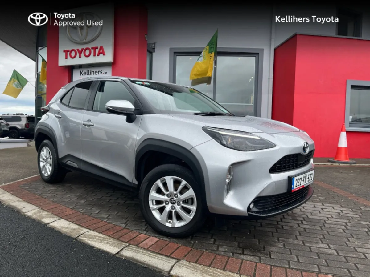 Toyota Yaris Cross YARIS CROSS LUNA - Image 1
