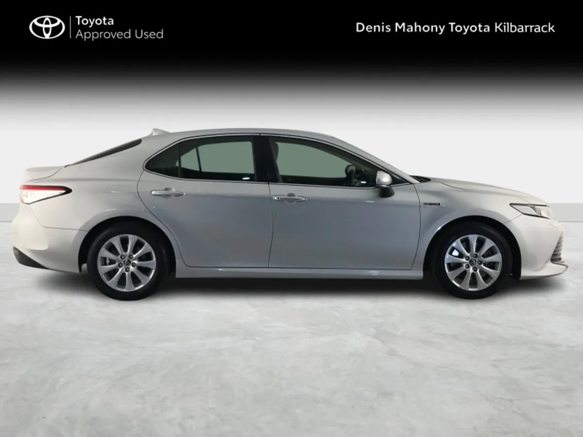 Toyota Camry CAMRY HYBRID SOL - Image 3