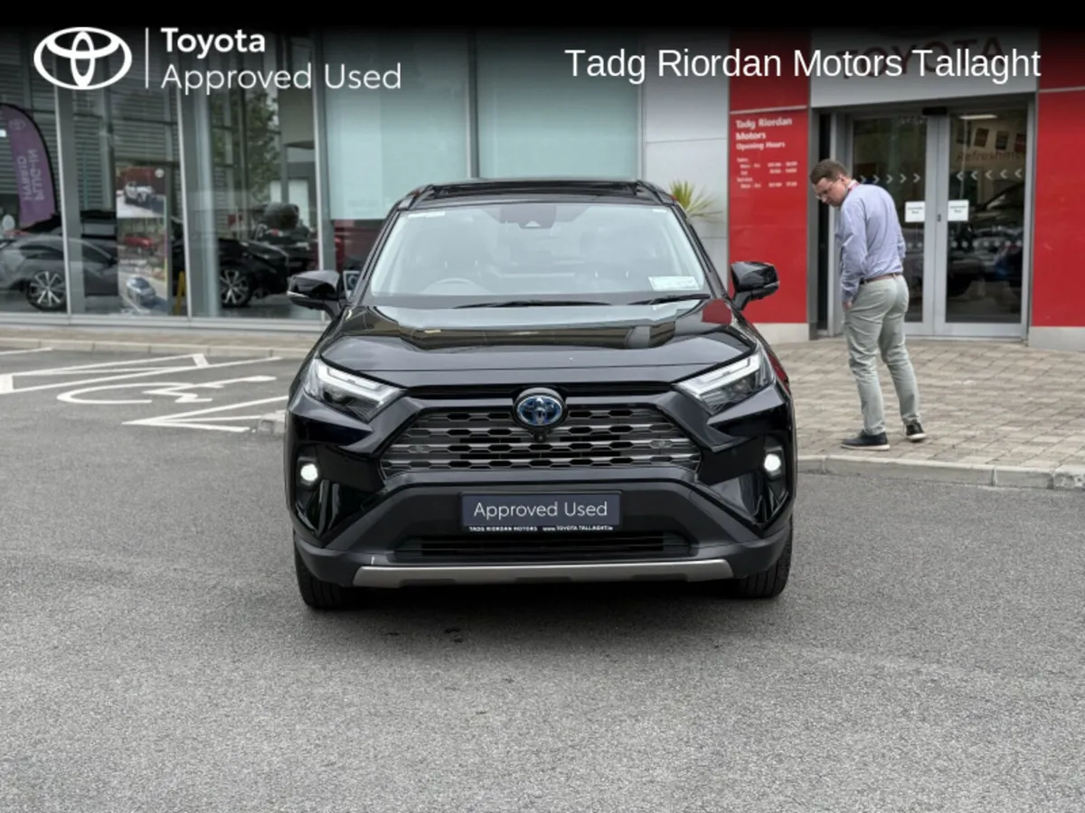 Toyota RAV4 PLATINUM FWD 4DR - Image 2