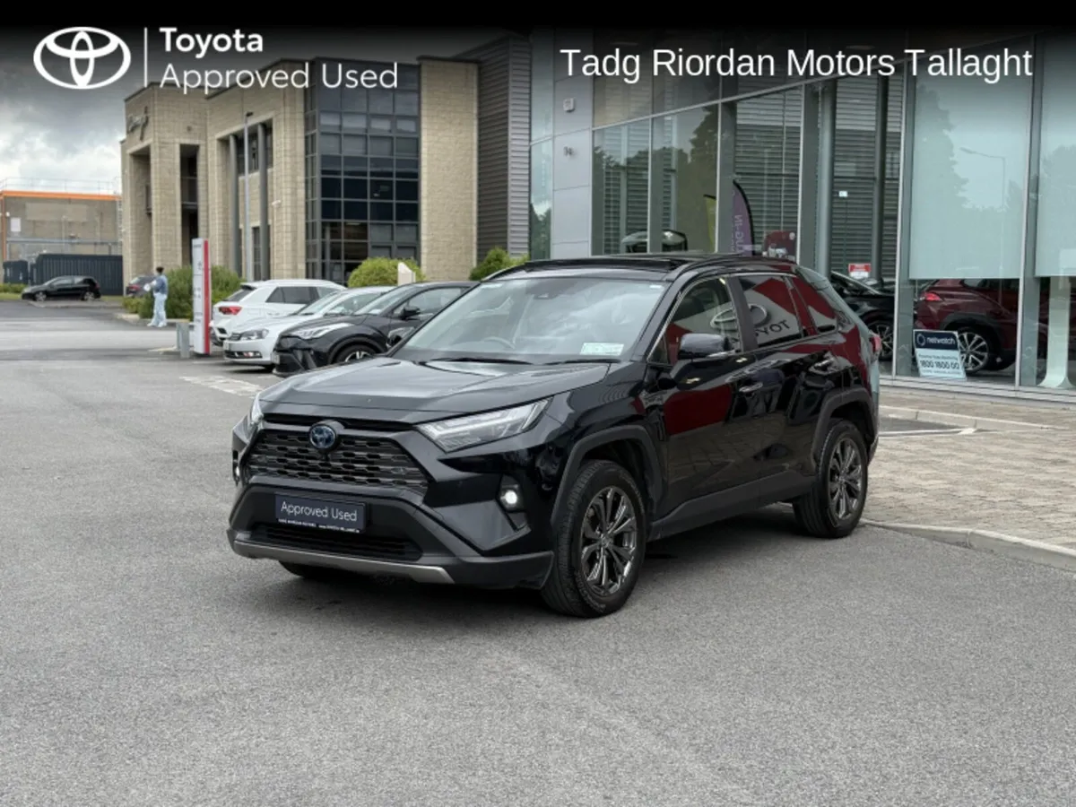 Toyota RAV4 PLATINUM FWD 4DR - Image 3