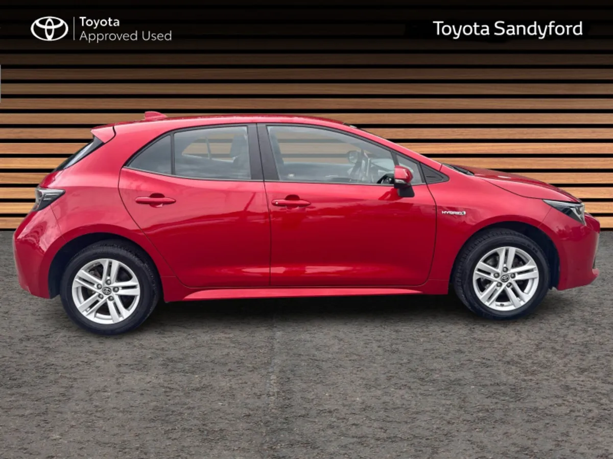 Toyota Corolla HYBRID LUNA HATCHBACK // REAR CAMER - Image 3