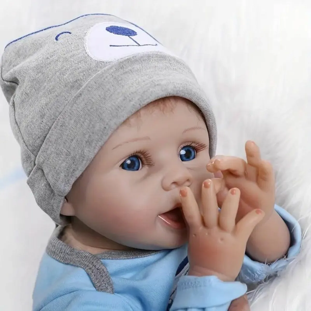 Reborn Baby Doll, 55 cm Handmade Lifelike Vinyl Ba - Image 2