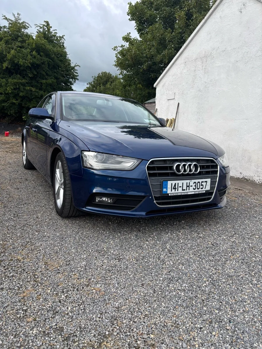 2014 Audi A4 - Image 2